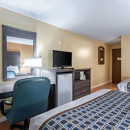 Rodeway Inn Φάρμινγκτον Εξωτερικό φωτογραφία