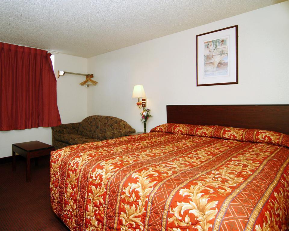 Rodeway Inn Φάρμινγκτον Εξωτερικό φωτογραφία