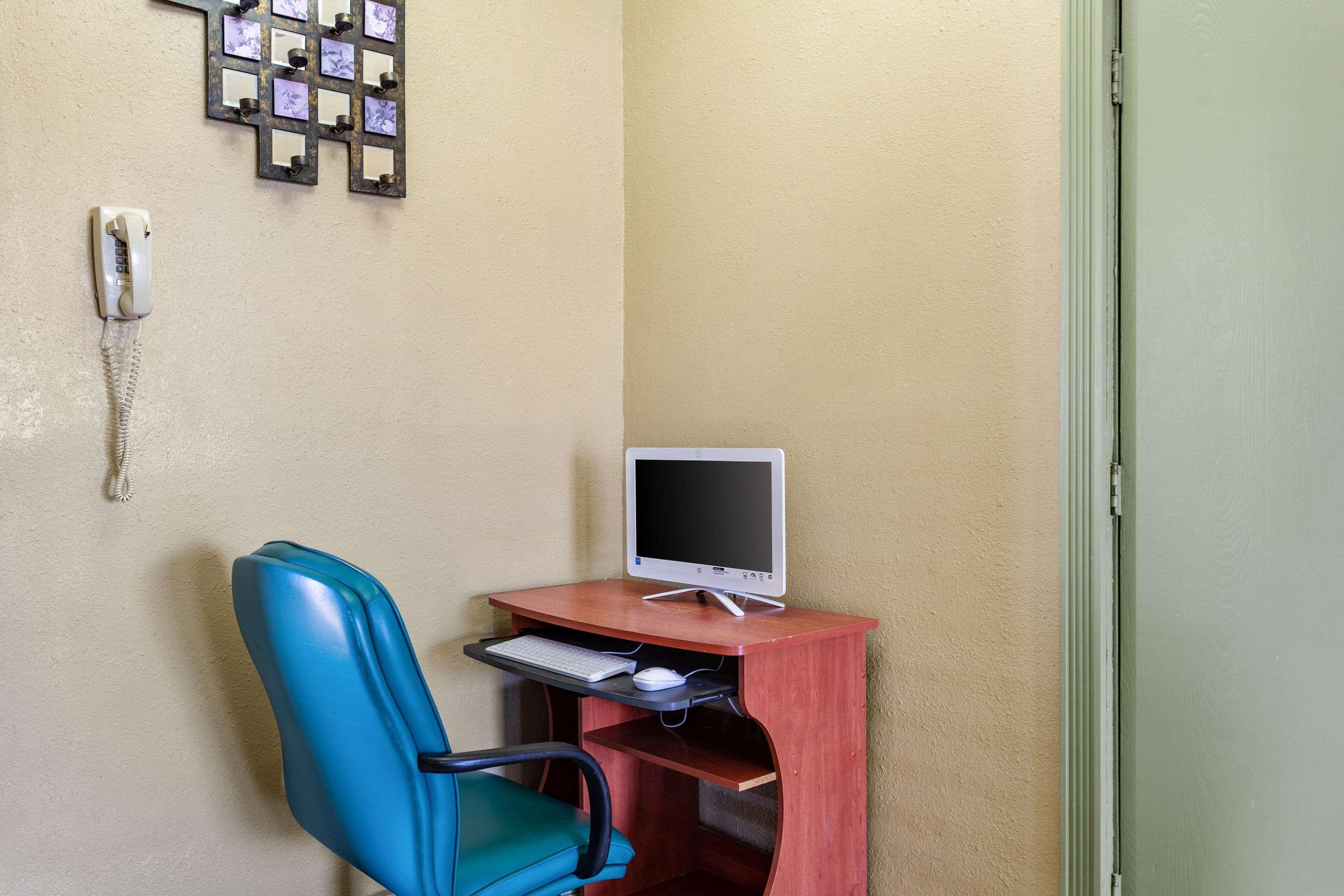 Rodeway Inn Φάρμινγκτον Εξωτερικό φωτογραφία