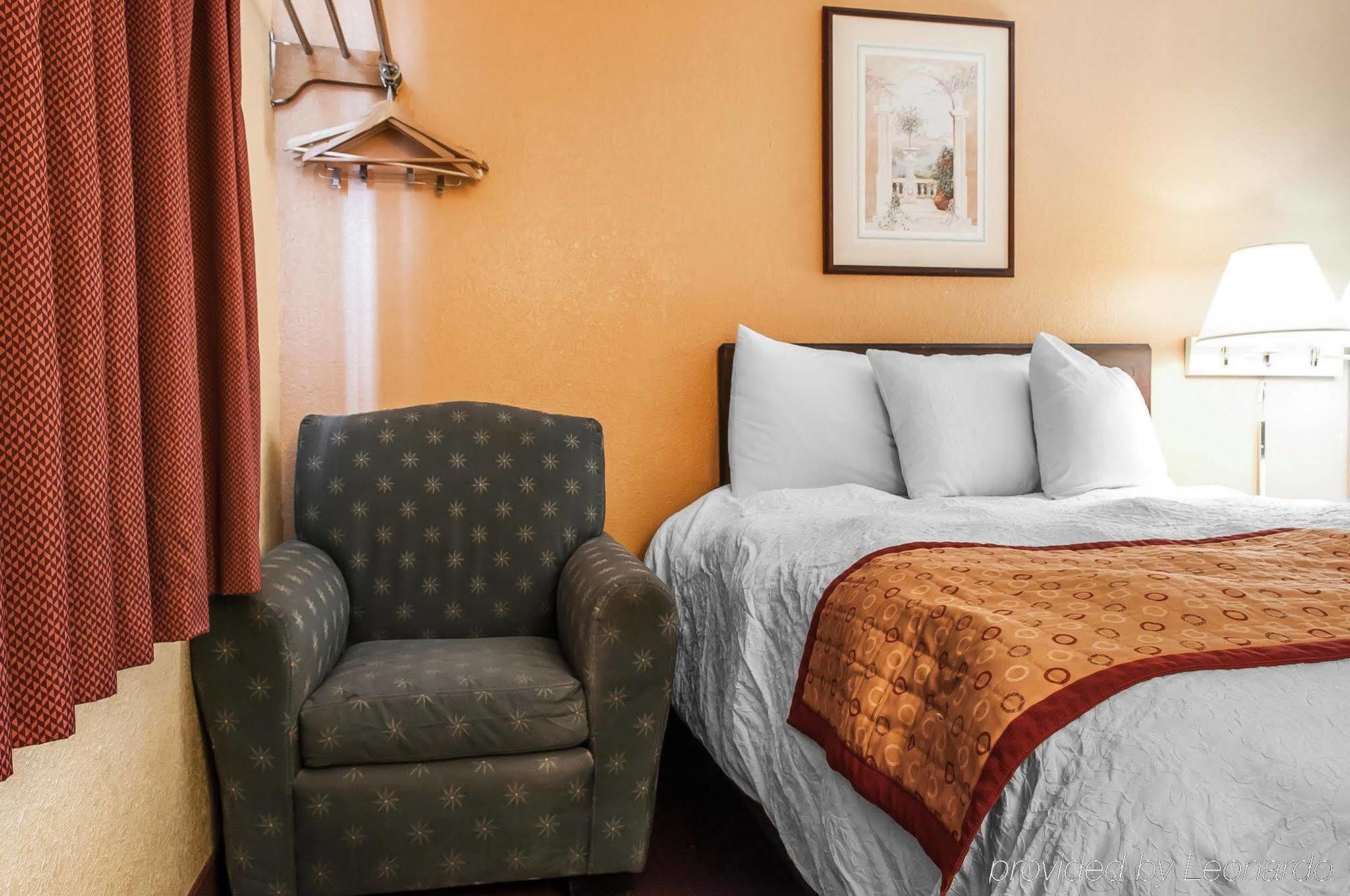 Rodeway Inn Φάρμινγκτον Εξωτερικό φωτογραφία