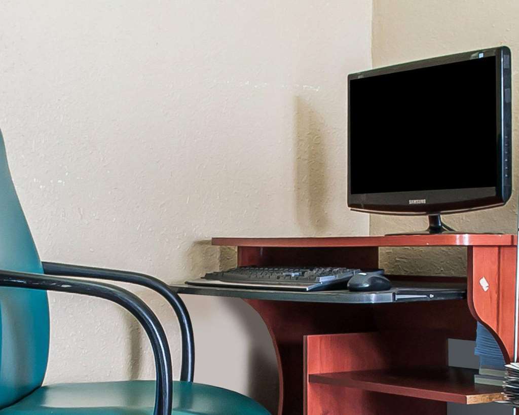 Rodeway Inn Φάρμινγκτον Ανέσεις φωτογραφία
