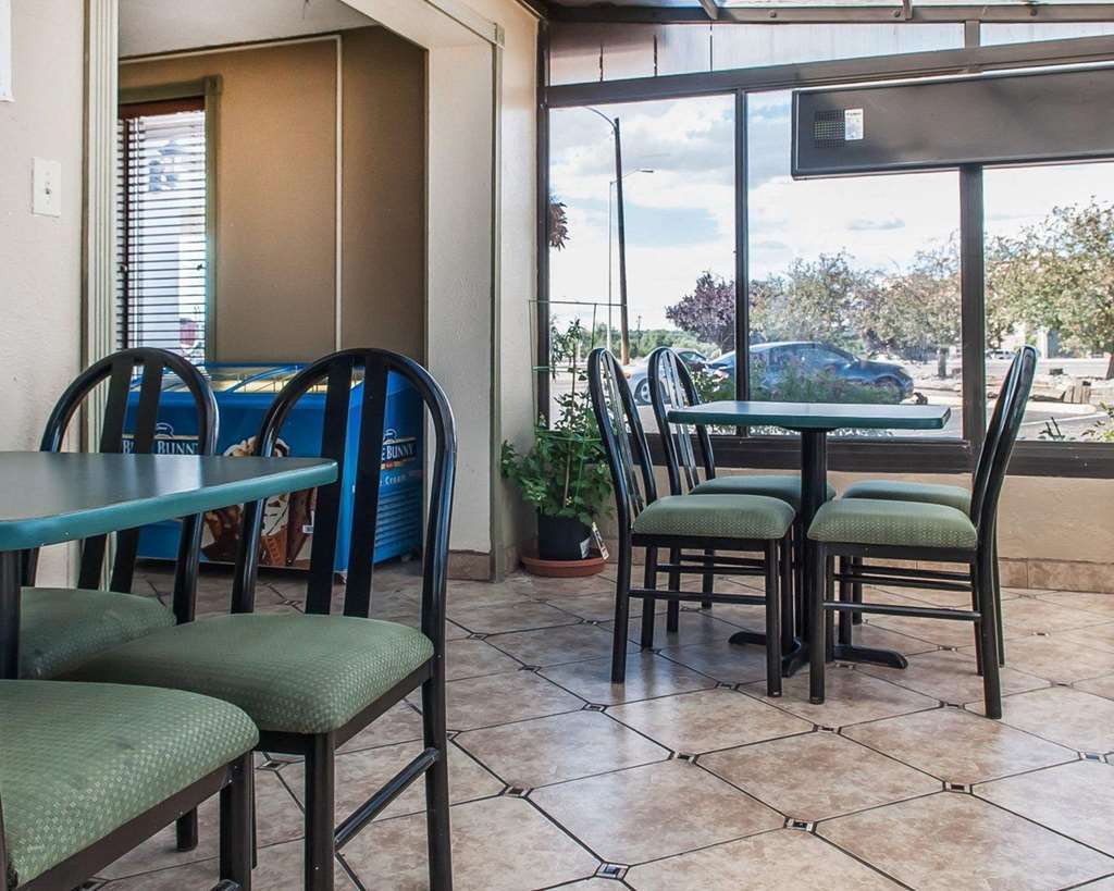 Rodeway Inn Φάρμινγκτον Εστιατόριο φωτογραφία