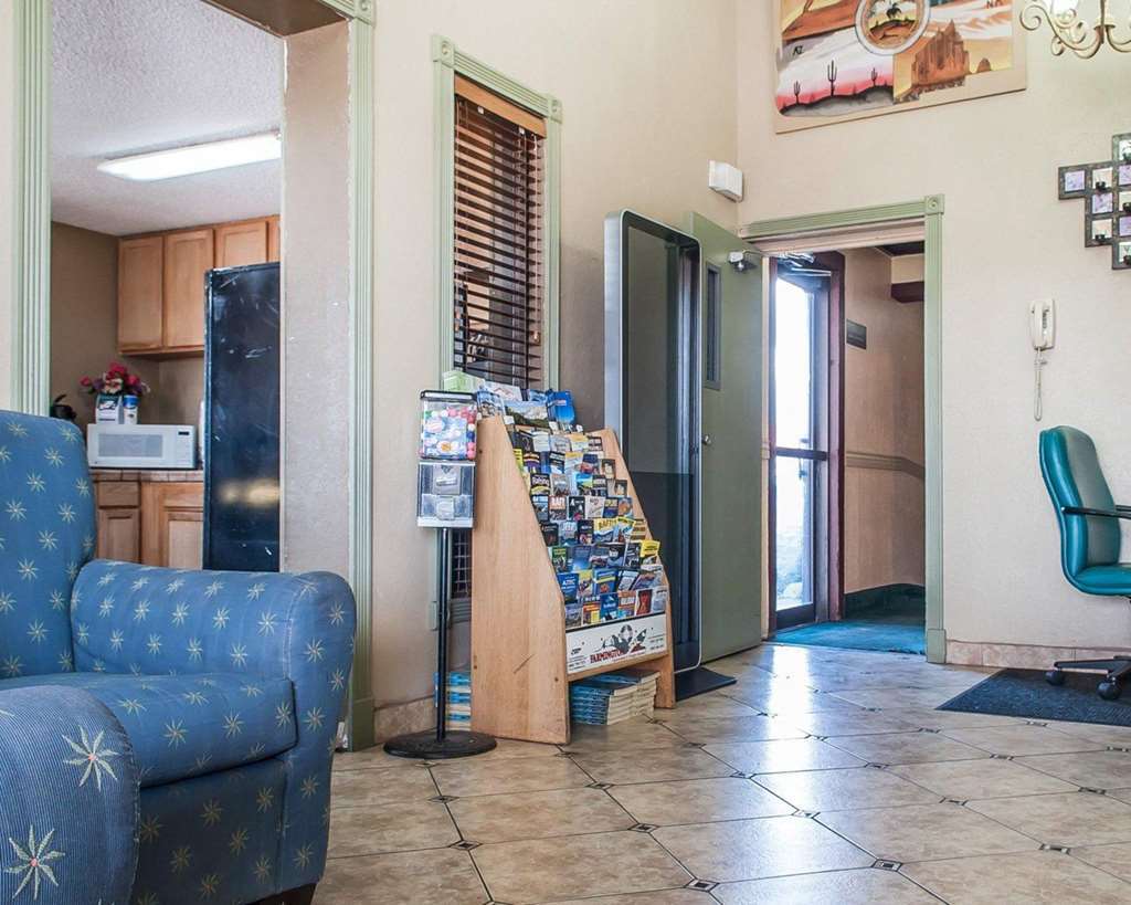 Rodeway Inn Φάρμινγκτον Εσωτερικό φωτογραφία