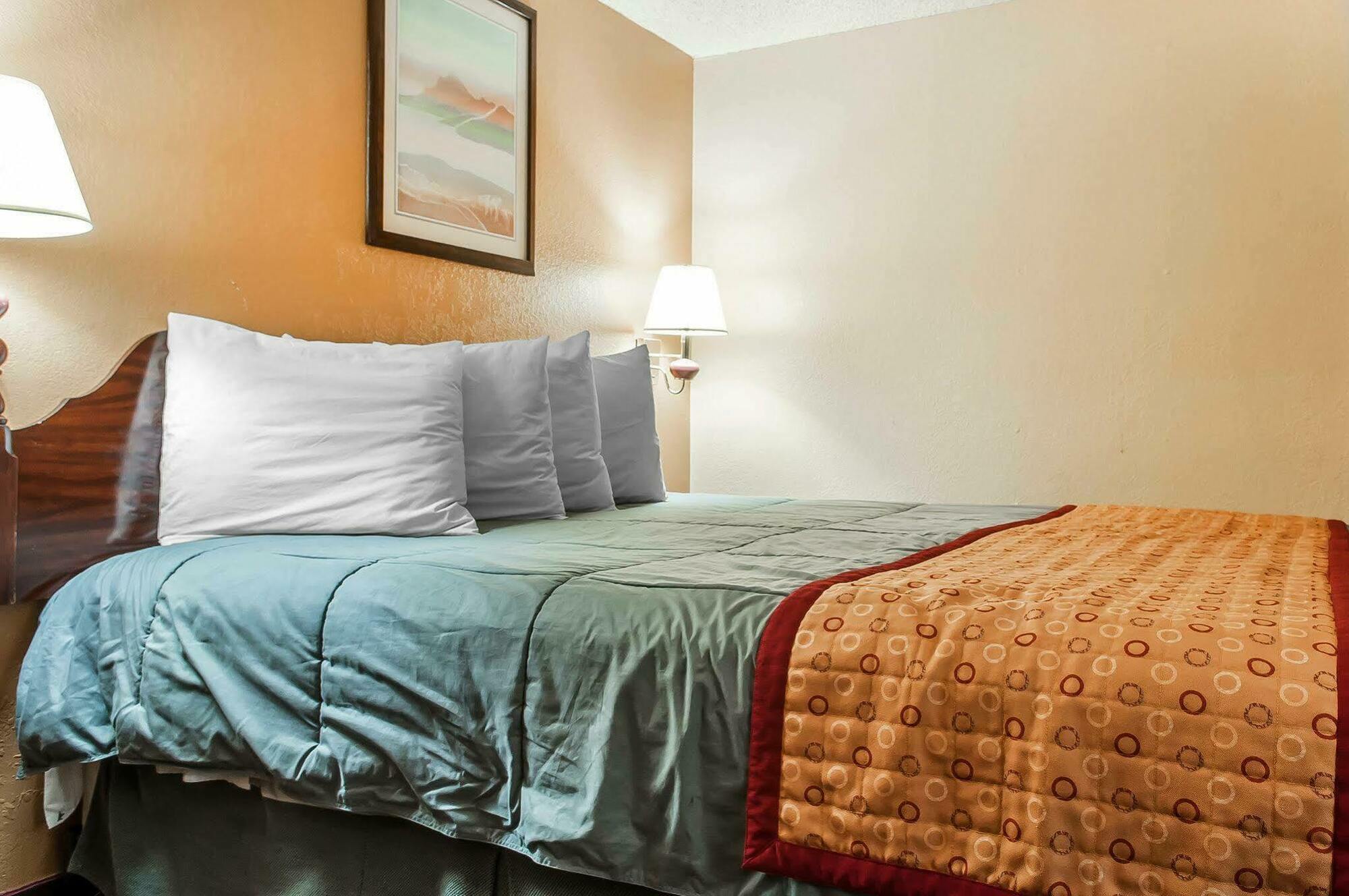 Rodeway Inn Φάρμινγκτον Εξωτερικό φωτογραφία